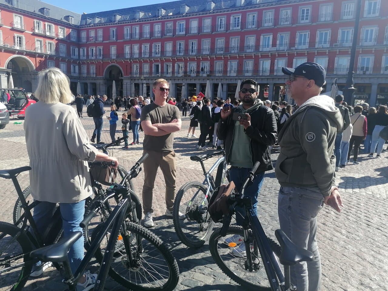 Madrid Retiro Park and Literary Quarter by Bike - Photo 5 (Gallery view)