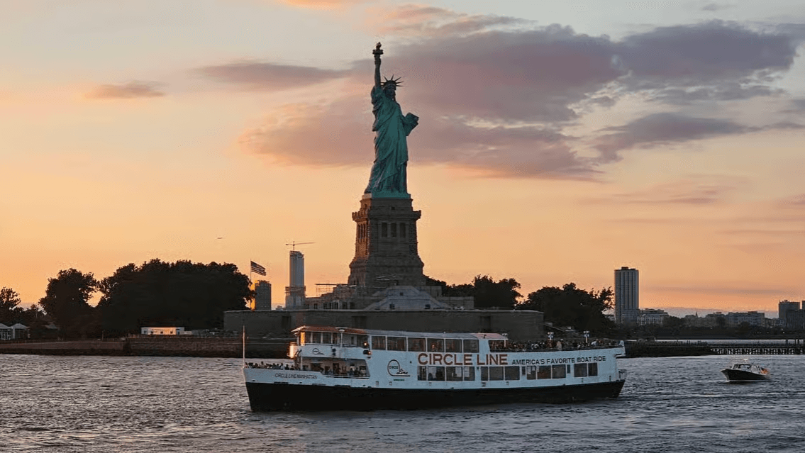 NYC: Statue of Liberty Sunset Cruise Ticket - Photo 5 (Gallery view)