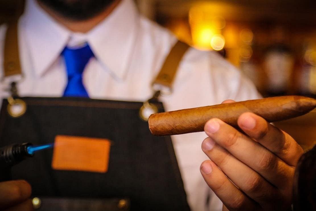 Cuban Cigar and Rum Tasting Experience - Photo 4 (Gallery view)