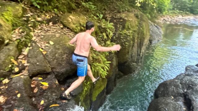 Full Day Adventure to Waterfalls & Beaches - Photo 2 (Gallery view)