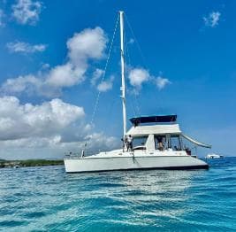 Private catamaran for groups for groups with Lunch & Drinks - Photo 3 (Gallery view)