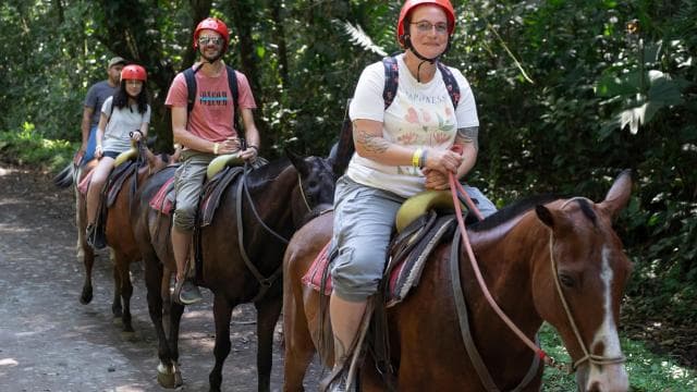 La Fortuna: Horseback Ride La Fortuna Waterfall w/Pick-up - Photo 4 (Gallery view)