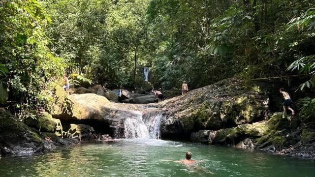 Full Day Adventure to Waterfalls & Beaches - Photo 3 (Gallery view)