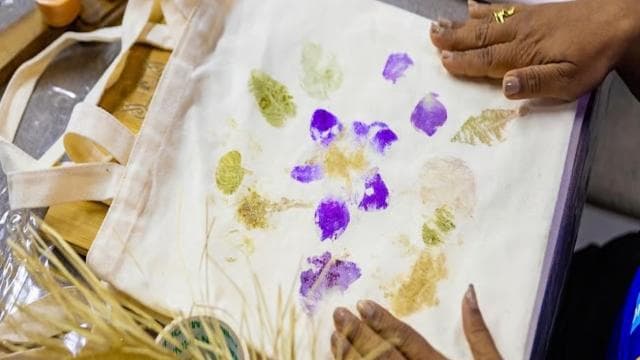 San Juan: Floral Design Workshop with a Local Artist - Photo 3 (Gallery view)