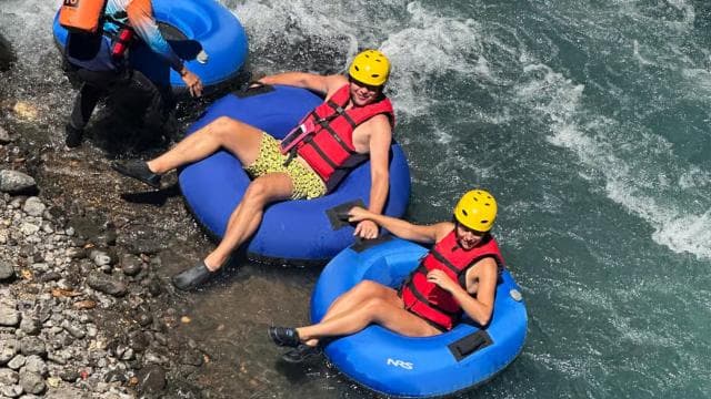 Tubing en Río Celeste: diversión, piscinas naturales y fruta fresca - Photo 5 (Gallery view)