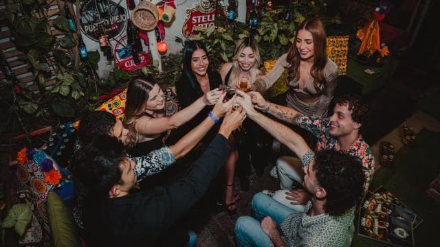 San José Exclusive Bar Pub Crawl with Drinks and Club Entrys - Photo 4 (Gallery view)