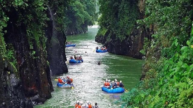 From San José: Pacuare River White Water Rafting Day Trip - Photo 4 (Gallery view)