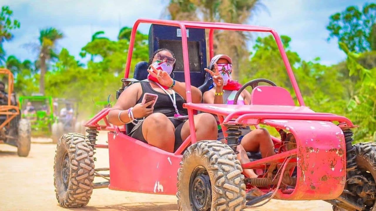 Buggy Tour Punta Cana Macao Beach ak Taino Cave gide - Photo 4 (Gallery view)