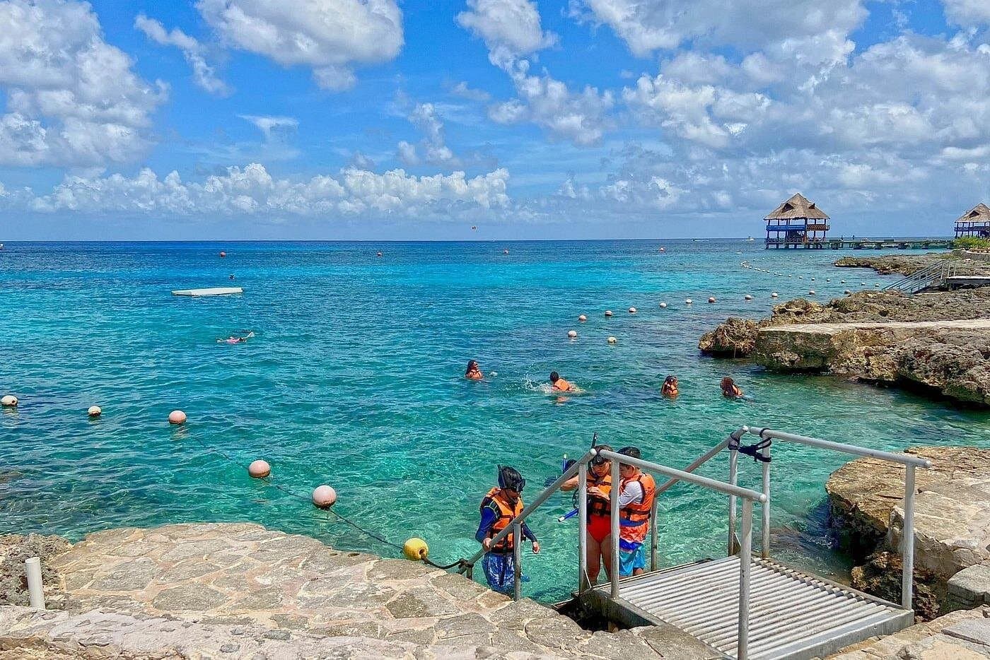 Deluxe Day Pass at Chankanab Park Cozumel with Snorkeling - Dominican Republic