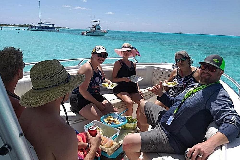 "First Lady" Private Snorkel & El Cielo Sandbar Combo - Dominican Republic