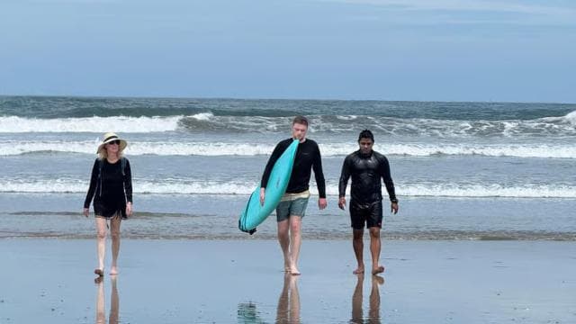Nosara: Playa Guiones Surf Leson ak enstriktè lokal - Photo 2 (Gallery view)