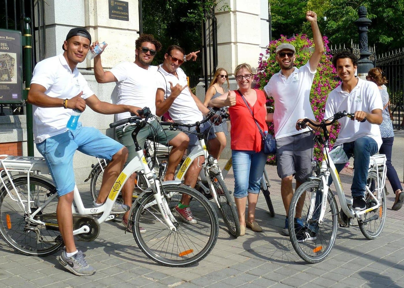 Madrid Retiro Park and Literary Quarter by Bike - Photo 4 (Gallery view)