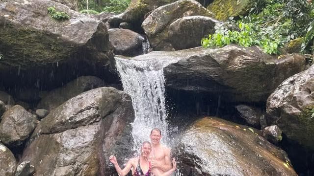 El Yunque: Versteckte Wasserfallwanderung mit Transport - Dominican Republic