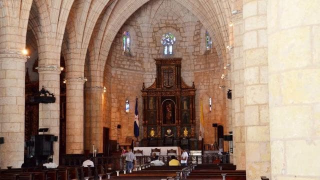 Discover Santo Domingo: Colonial History, Monuments & Lunch - Dominican Republic