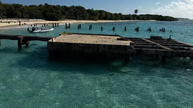 Icacos: All-Inclusive Sailing Catamaran Beach & Snorkel Trip - Photo 2 (Gallery view)