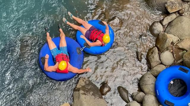 Tubing en Río Celeste: diversión, piscinas naturales y fruta fresca - Photo 4 (Gallery view)
