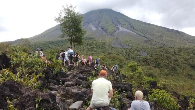 Nachmittags Vulkan Arenal und Natural Hot Springs River - Dominican Republic