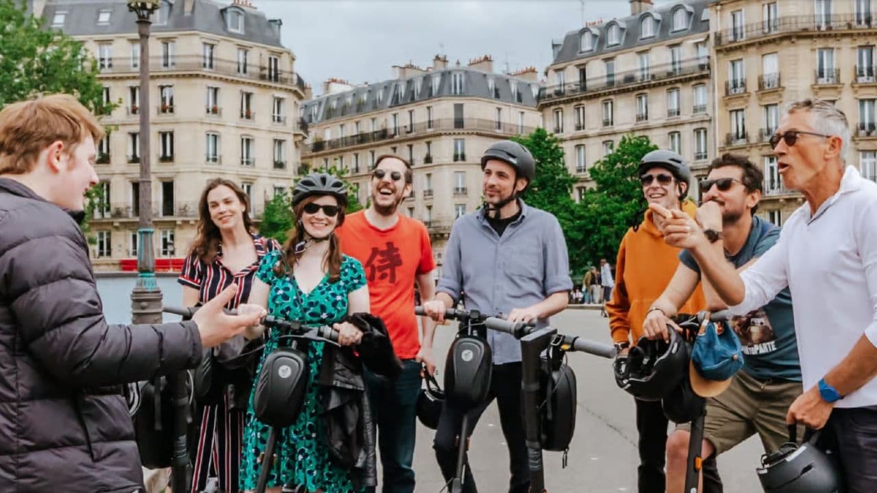 Guided Scooter Tour - Photo 4 (Gallery view)