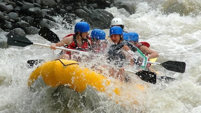 From La Fortuna: Zip-Line and Rafting Adventure - Photo 4 (Gallery view)