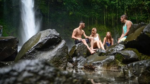 La Fortuna: Arenal Horseback Riding to La Fortuna Waterfall - Photo 3 (Gallery view)