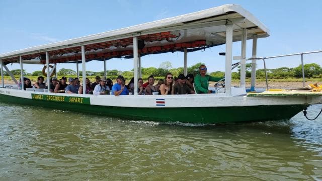 Tarcoles River: Jungle Crocodile Safari & Bird Watching Tour - Dominican Republic