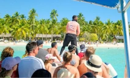 Saona Island: Catamaran/Speedboat Tour to a Dream Beach - Dominican Republic