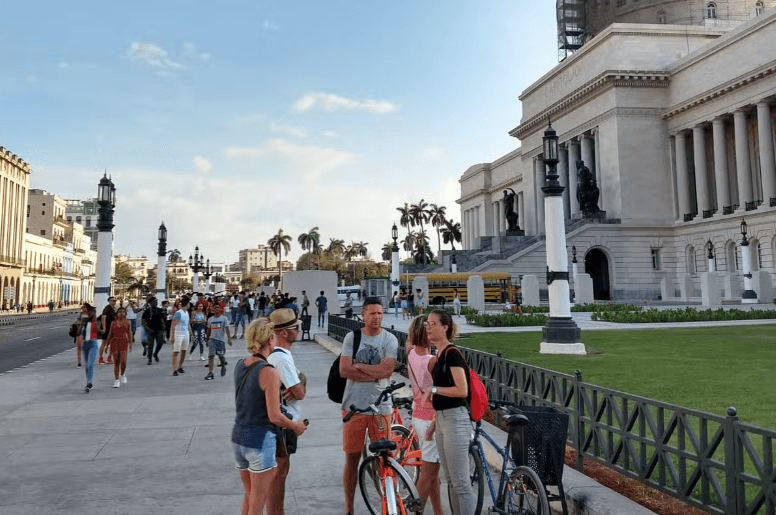 Havana Bike Tour - Dominican Republic