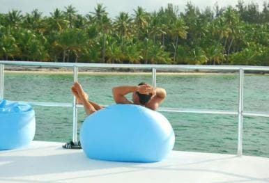 Privat: Floating Ocean Spa nur für Erwachsene mit Massage und Yoga - Photo 2 (Gallery view)
