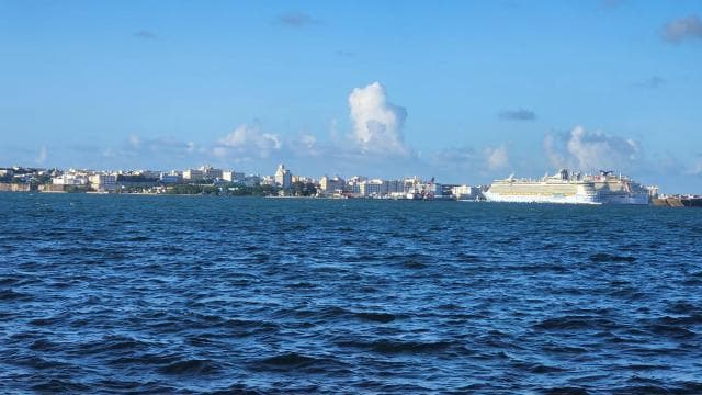 San Juan: Guided City Tour with Photo Stops (Hop-On Hop-Off) - Photo 2 (Gallery view)