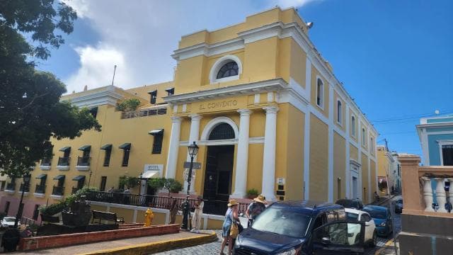 San Juan: Guided City Tour with Photo Stops (Hop-On Hop-Off) - Photo 3 (Gallery view)
