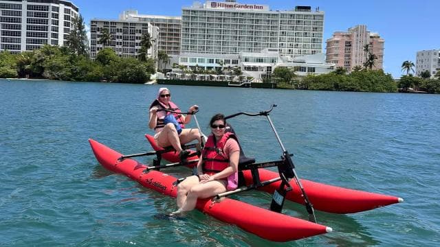 San Juan: Eco-Tour Chiliboats Waterbike, Condado Lagoon - Photo 5 (Gallery view)