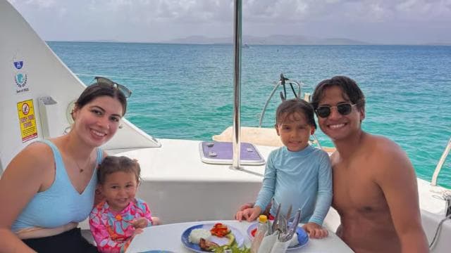 Fajardo: Catamaran Day Cruise to Palomino Island with Lunch - Dominican Republic