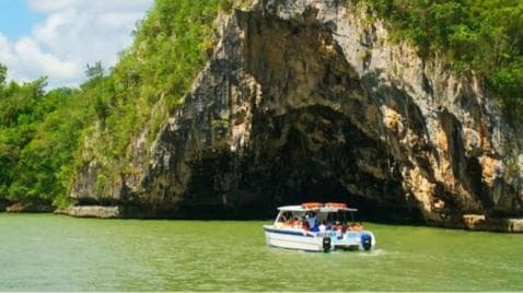 Los Haitises: Kayaking, Hiking, and Caving Tour with Lunch - Photo 5 (Gallery view)