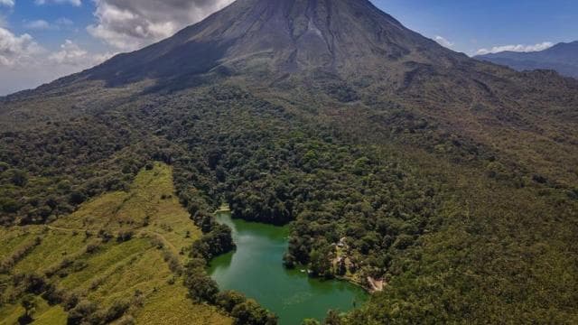 La Fortuna Volcano Hike El Silencio Trail - Photo 2 (Gallery view)