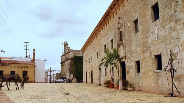 Discover Santo Domingo: Colonial History, Monuments & Lunch - Photo 2 (Gallery view)