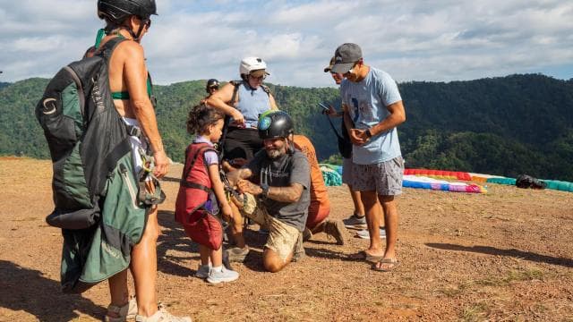 Jaco: 1500ft Tandem Paragliding Flight with Beach Views - Photo 3 (Gallery view)