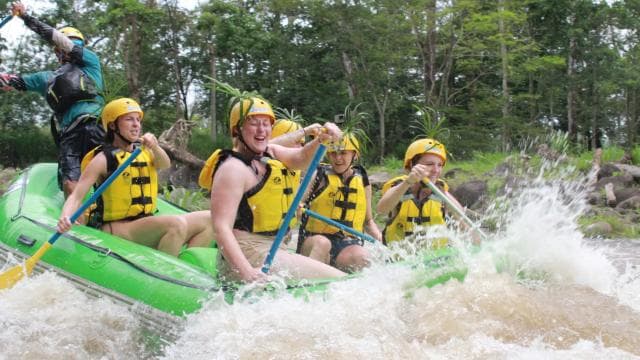 La Fortuna: Canyoning and River Rafting Tour with Lunch - Photo 2 (Gallery view)