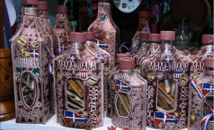 Punta Cana: Shopping Tour with Tastings and Pickup - Photo 4 (Gallery view)
