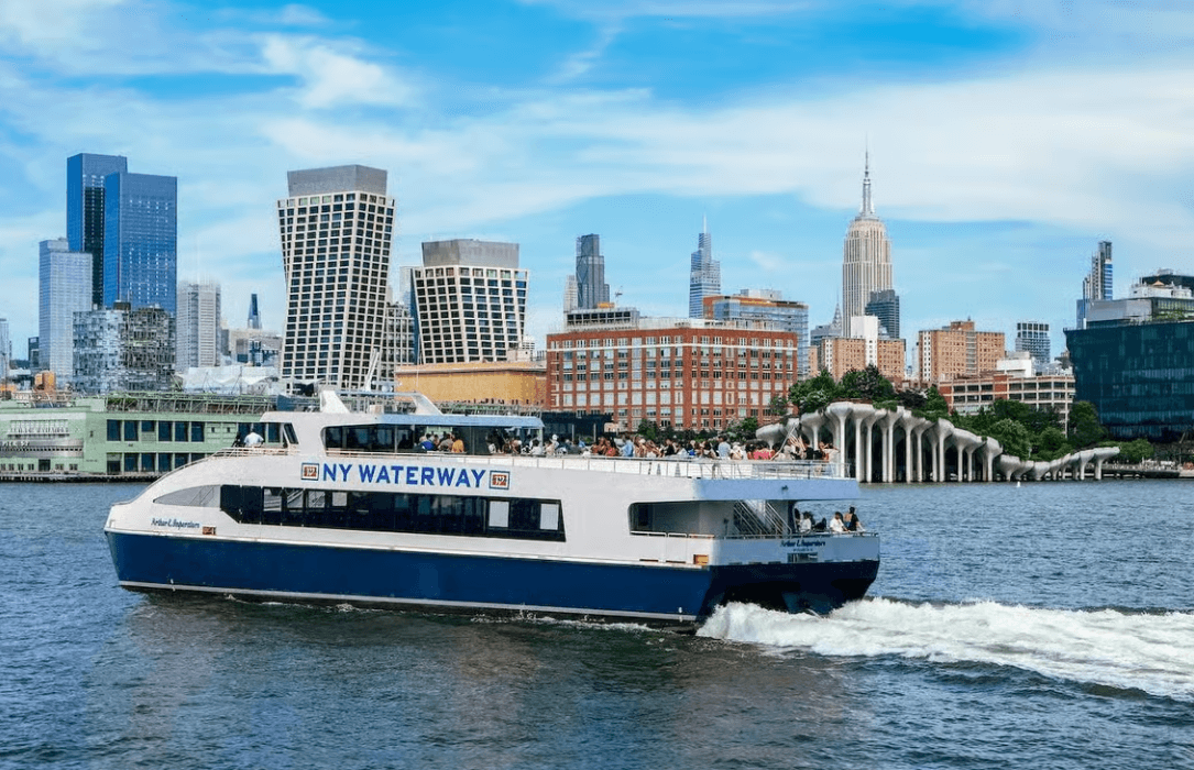 NYC Golden Hour Cruise (2hr) - Photo 5 (Gallery view)