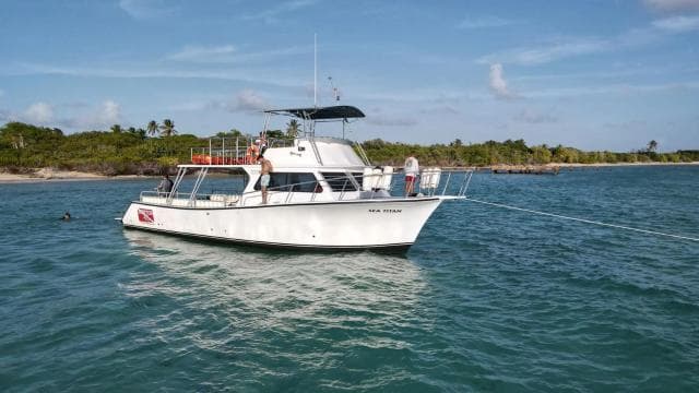 Fajardo: Snorkeling Boat Tour with Snacks and Drinks - Photo 2 (Gallery view)