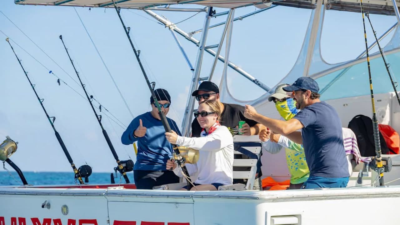 Z Punta Cana: Rybárska túra na hlbokom mori loďou s nápojmi - Photo 2 (Gallery view)