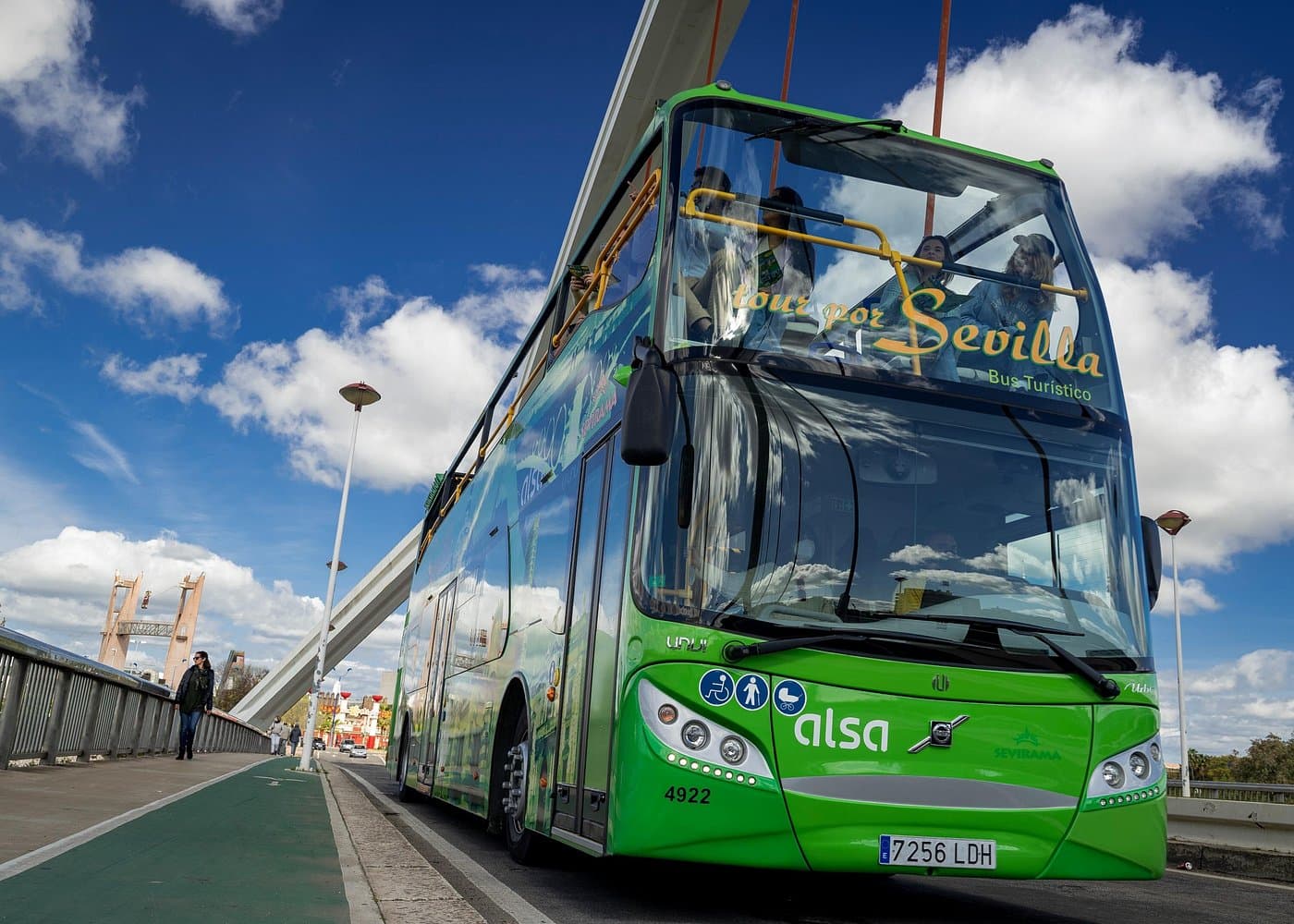 Seville Hop-On Hop-Off Bus Tour for 48 hours - Photo 2 (Gallery view)