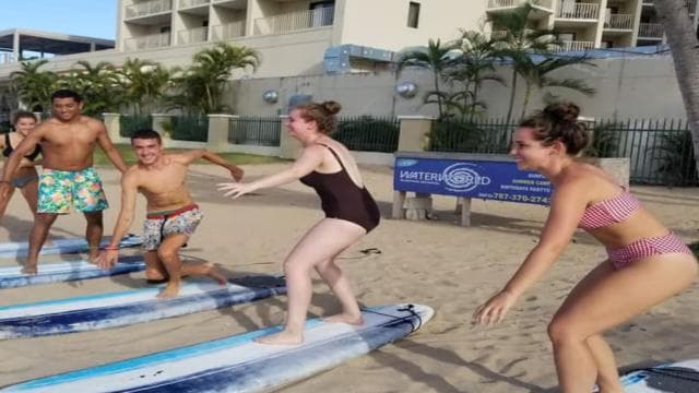Carolina: Beginners Surf Lesson & Extended Surfboard Rental - Photo 3 (Gallery view)