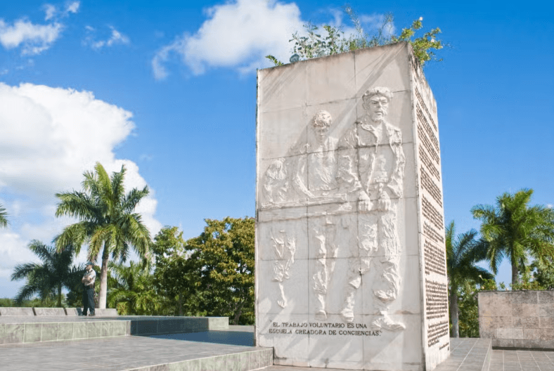 Santa Clara Private Tour - Dominican Republic