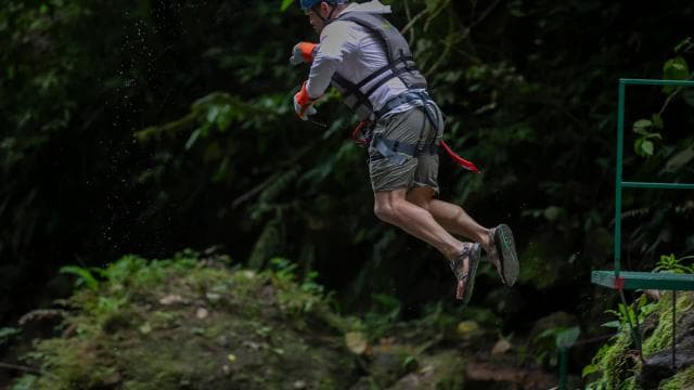 La Fortuna: Şelalede İple İnme ve Öğle Yemeği ile Nehir Eğlencesi - Photo 5 (Gallery view)