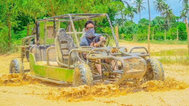 Punta cana : buggy tour - Photo 3 (Gallery view)