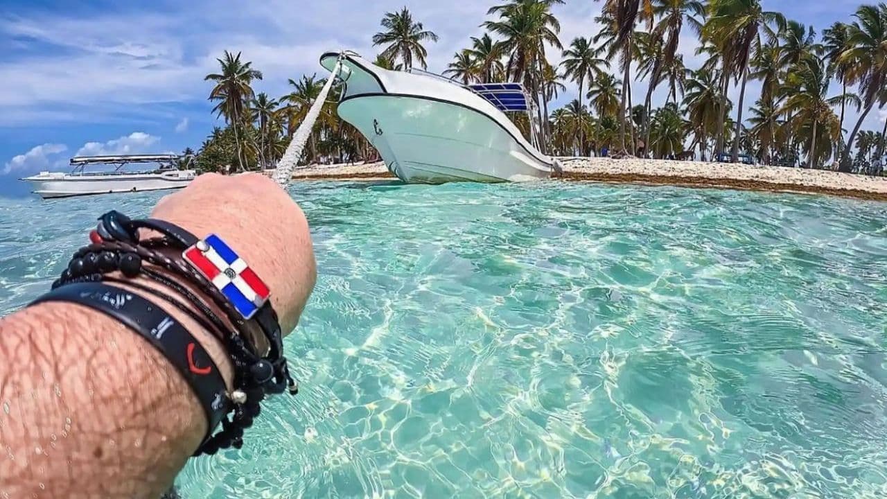 Saona Island Tour: Catamaran & Speedboat - All Inclusive - Dominican Republic