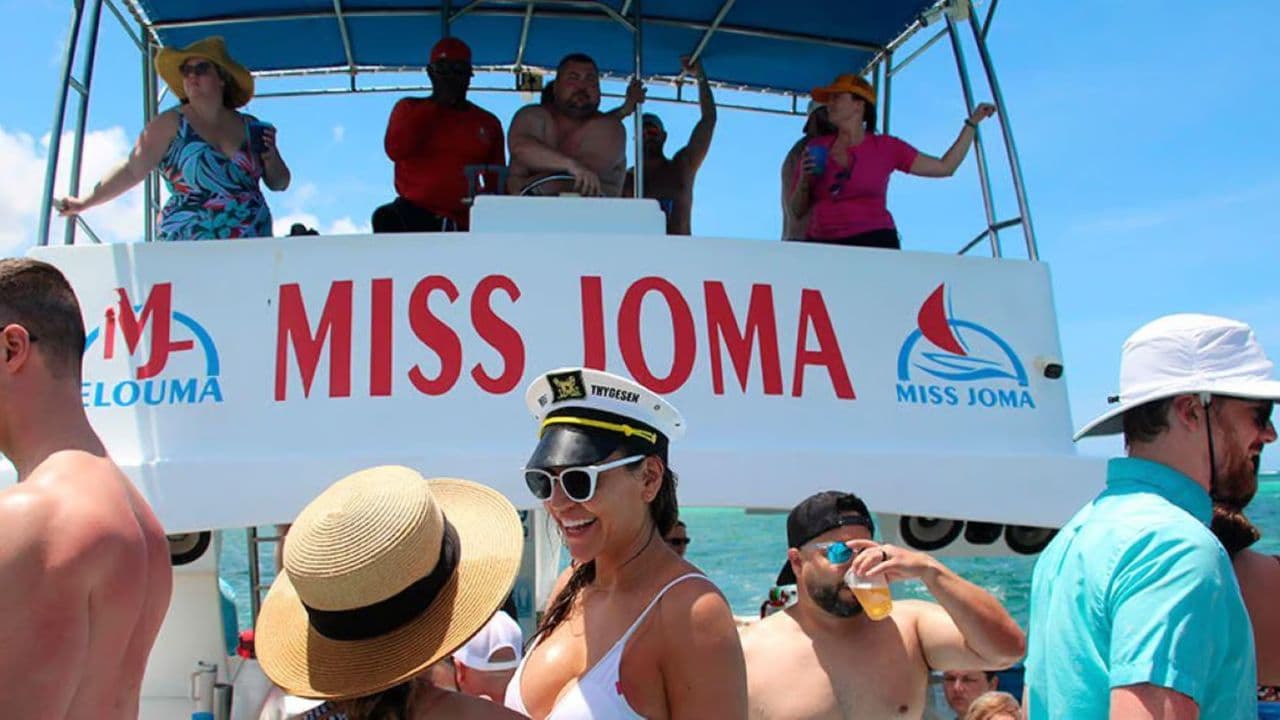 Punta Cana: Jelouma Party Boat with Round-Trip Transfers2 - Photo 4 (Gallery view)