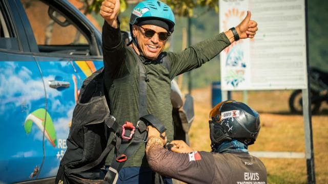 Jaco: 1500ft Tandem Paragliding Flight with Beach Views - Photo 2 (Gallery view)