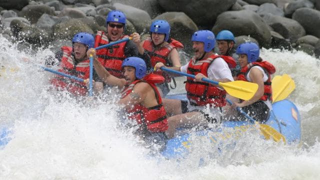 La Fortuna: Rafting Pacuare & Shuttle to SJO or Puerto Viejo - Photo 2 (Gallery view)